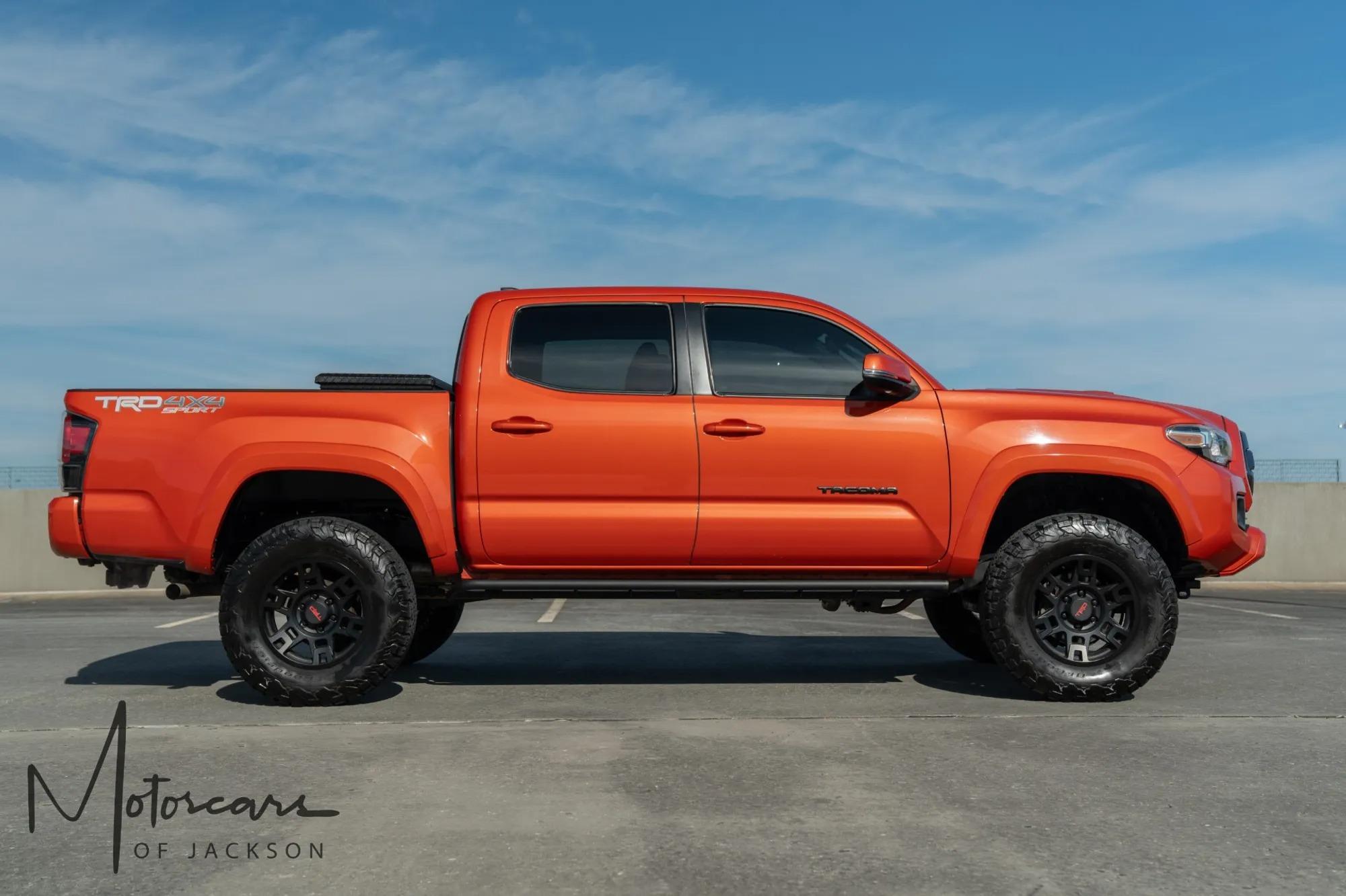 2017 Toyota Tacoma TRD Sport