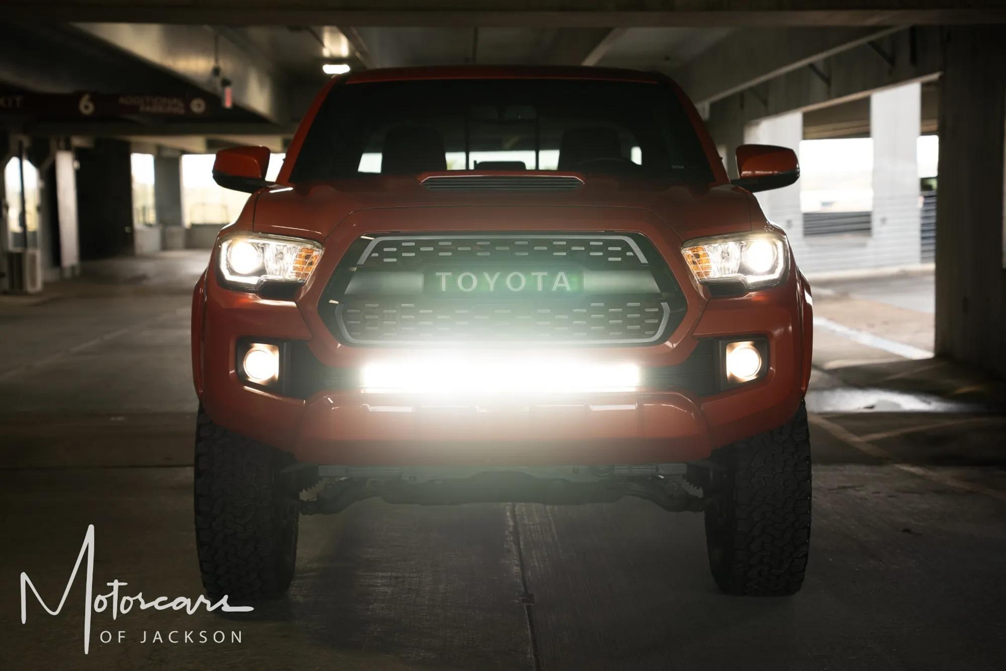 2017 Toyota Tacoma TRD Sport - 2