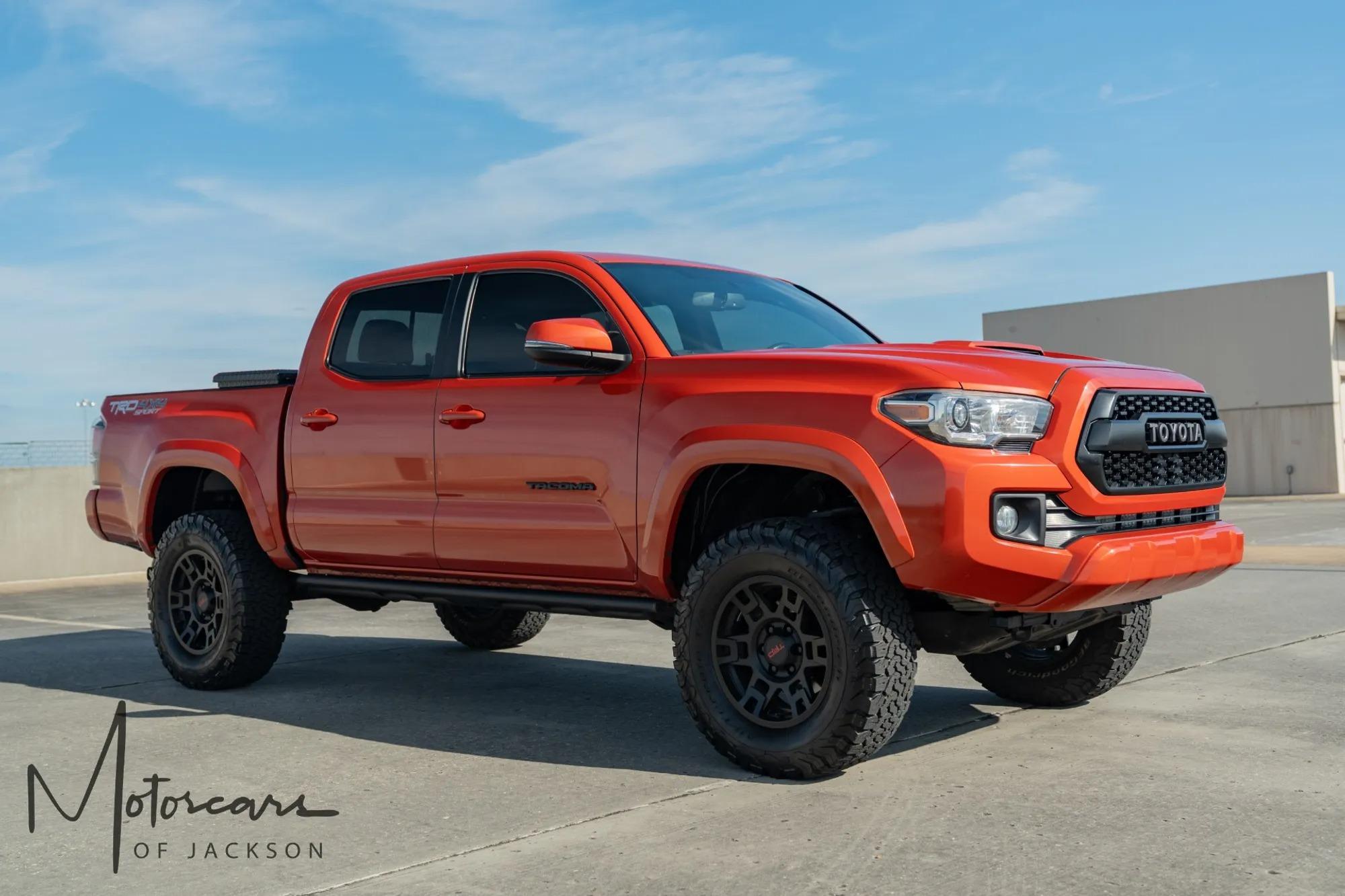 2017 Toyota Tacoma TRD Sport