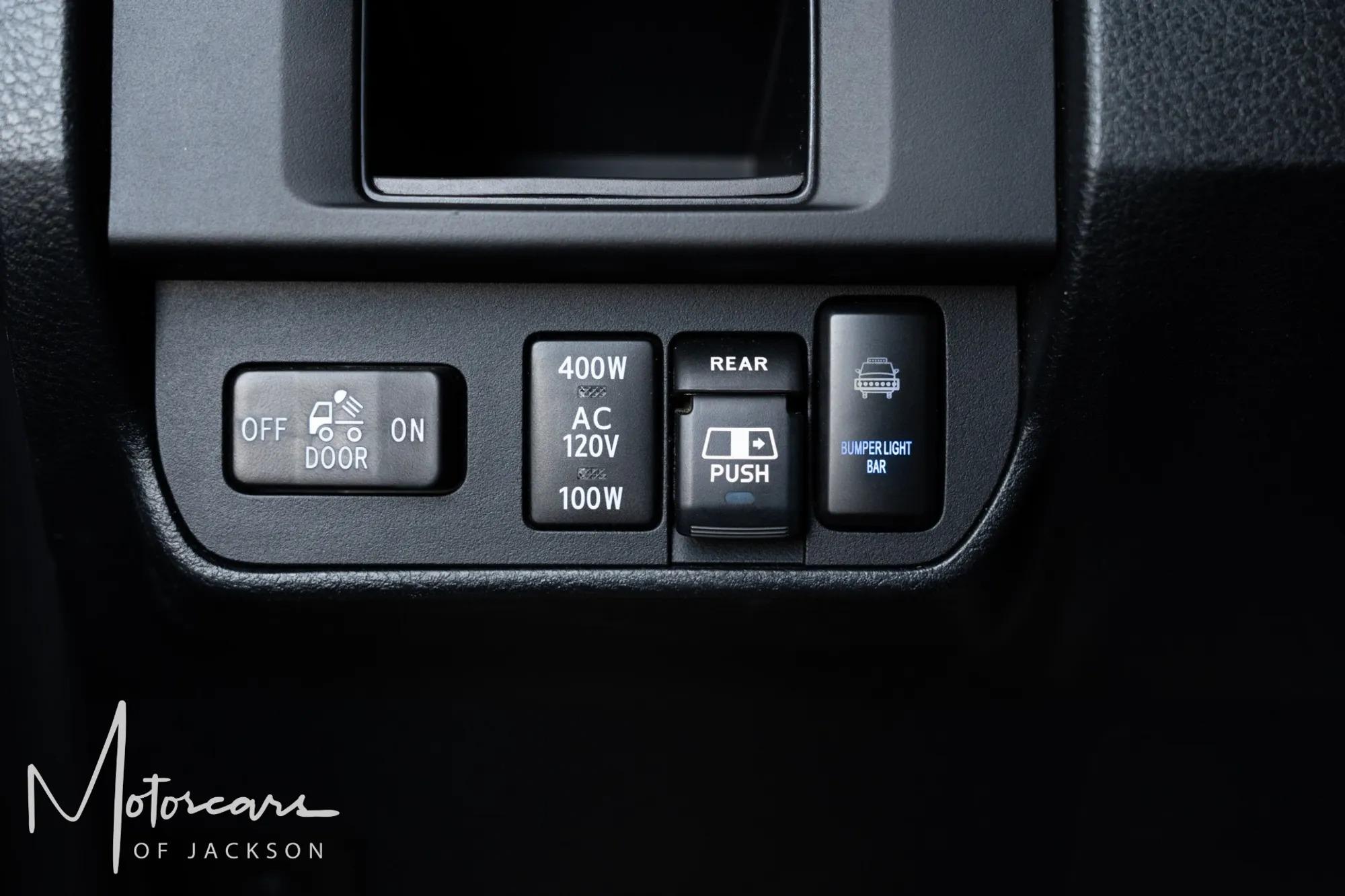 2017 Toyota Tacoma TRD Sport