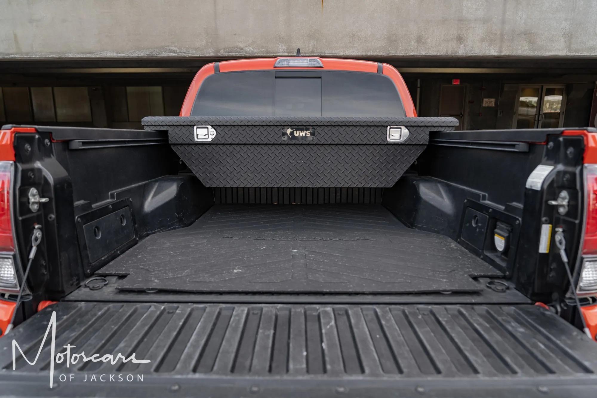 2017 Toyota Tacoma TRD Sport - 3