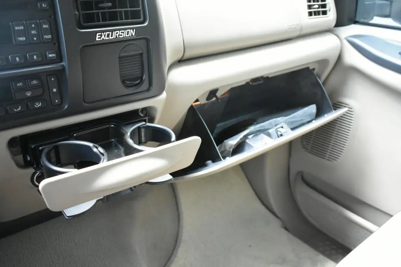 2005 Ford Excursion Eddie Bauer