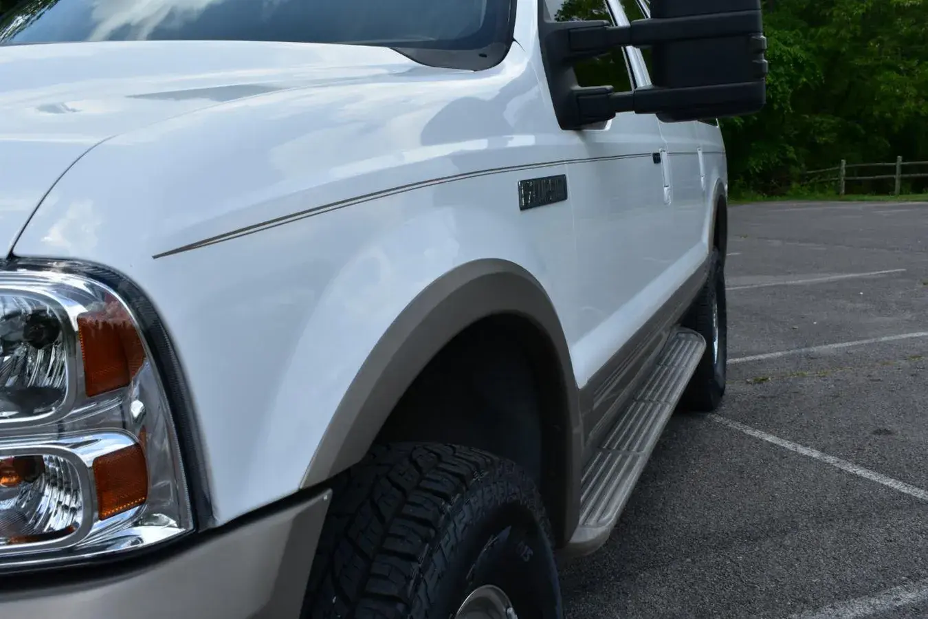 2005 Ford Excursion Eddie Bauer