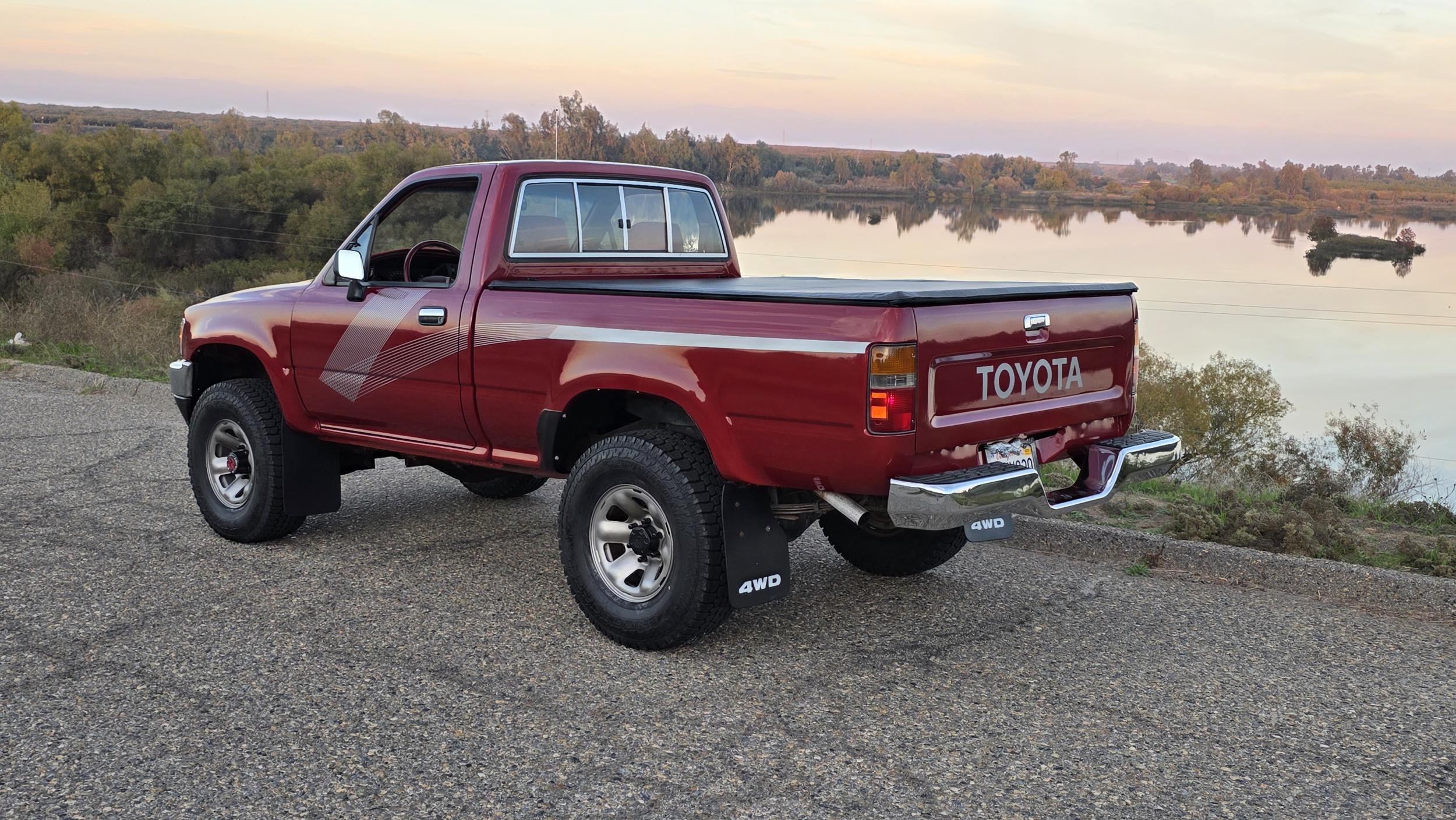1989 Toyota Pickup 4x4 - 2