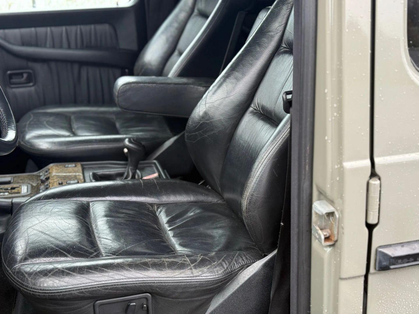 2000 Mercedes-Benz G300TD