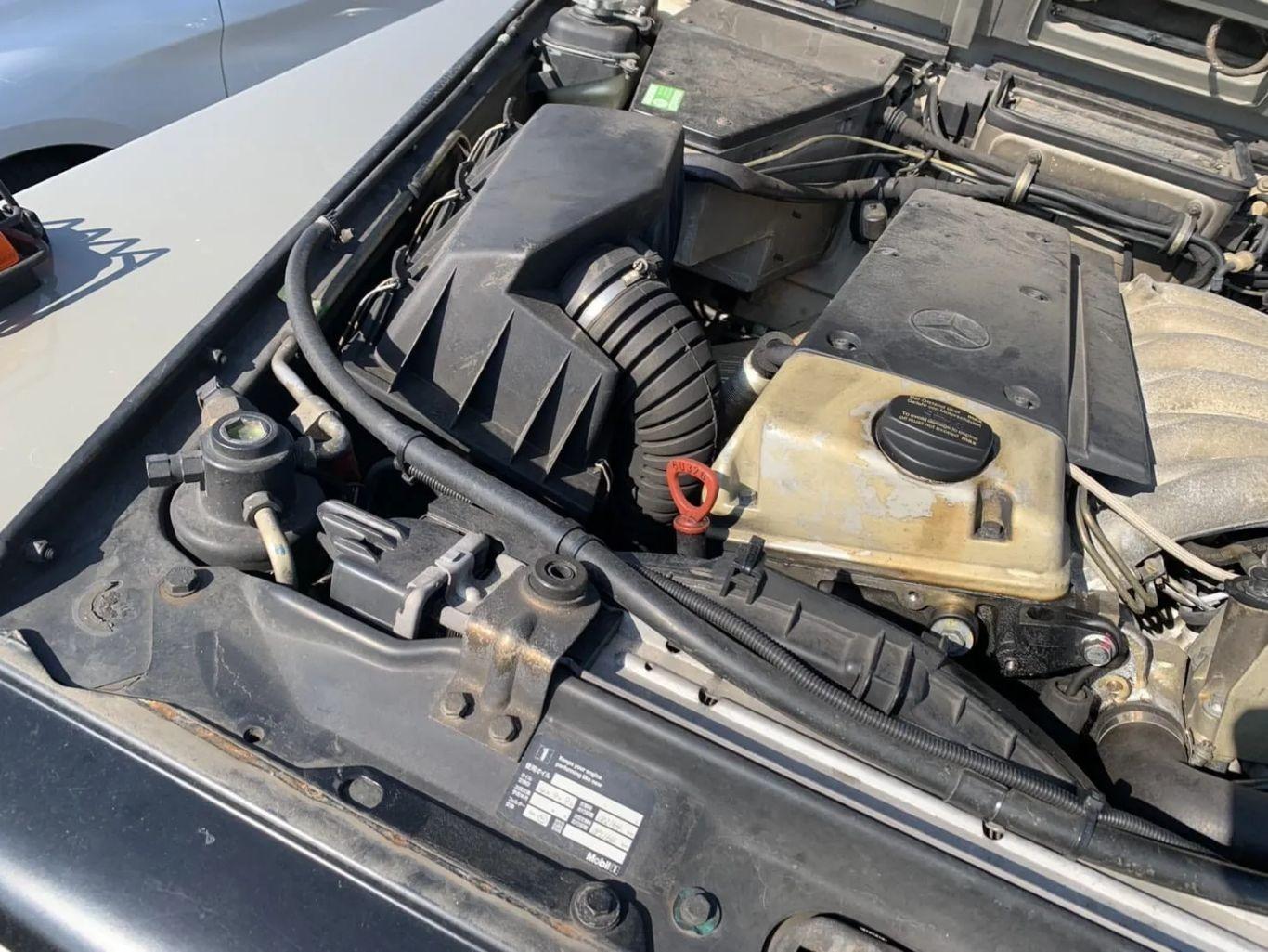 2000 Mercedes-Benz G300TD