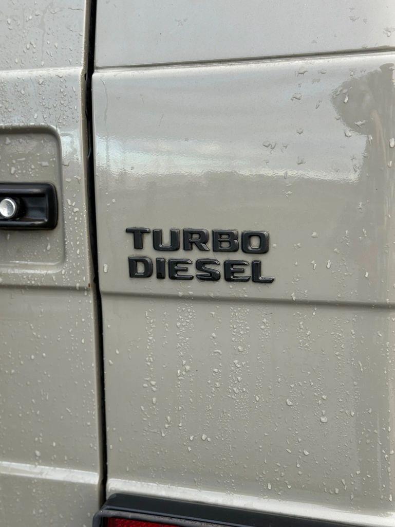 2000 Mercedes-Benz G300TD