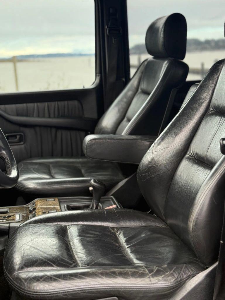 2000 Mercedes-Benz G300TD