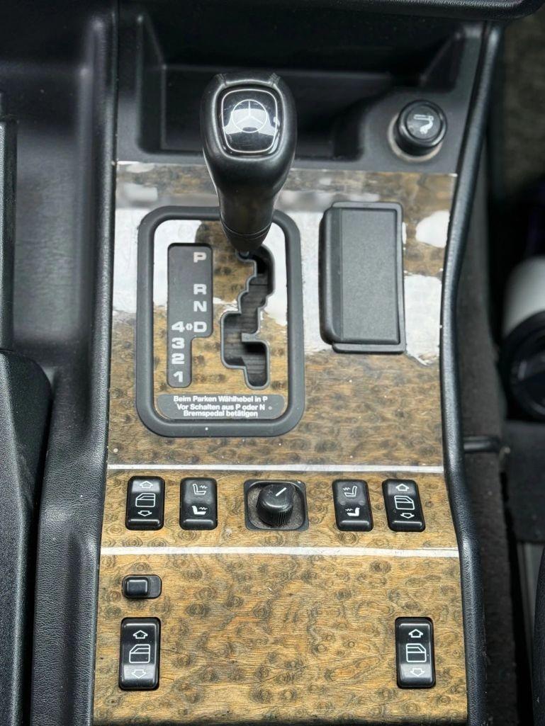 2000 Mercedes-Benz G300TD