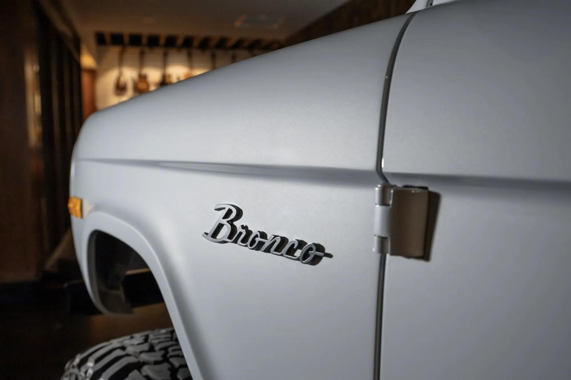 1971 Ford Bronco - 4