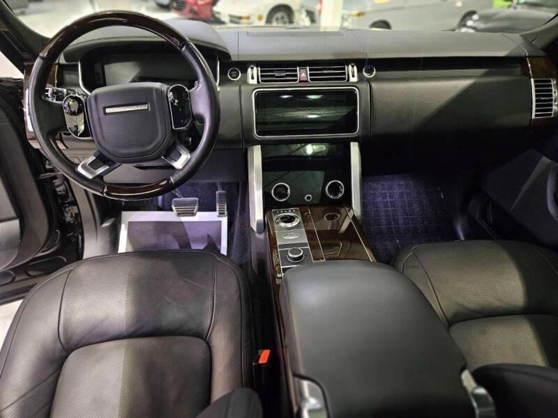 2021 Range Rover P525 HSE Westminster Edition
