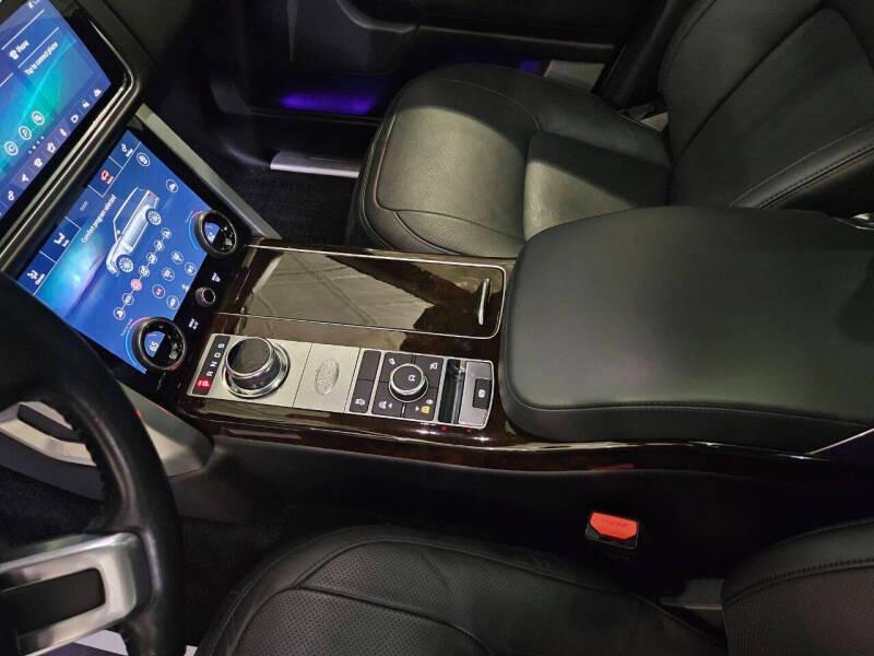 2021 Range Rover P525 HSE Westminster Edition