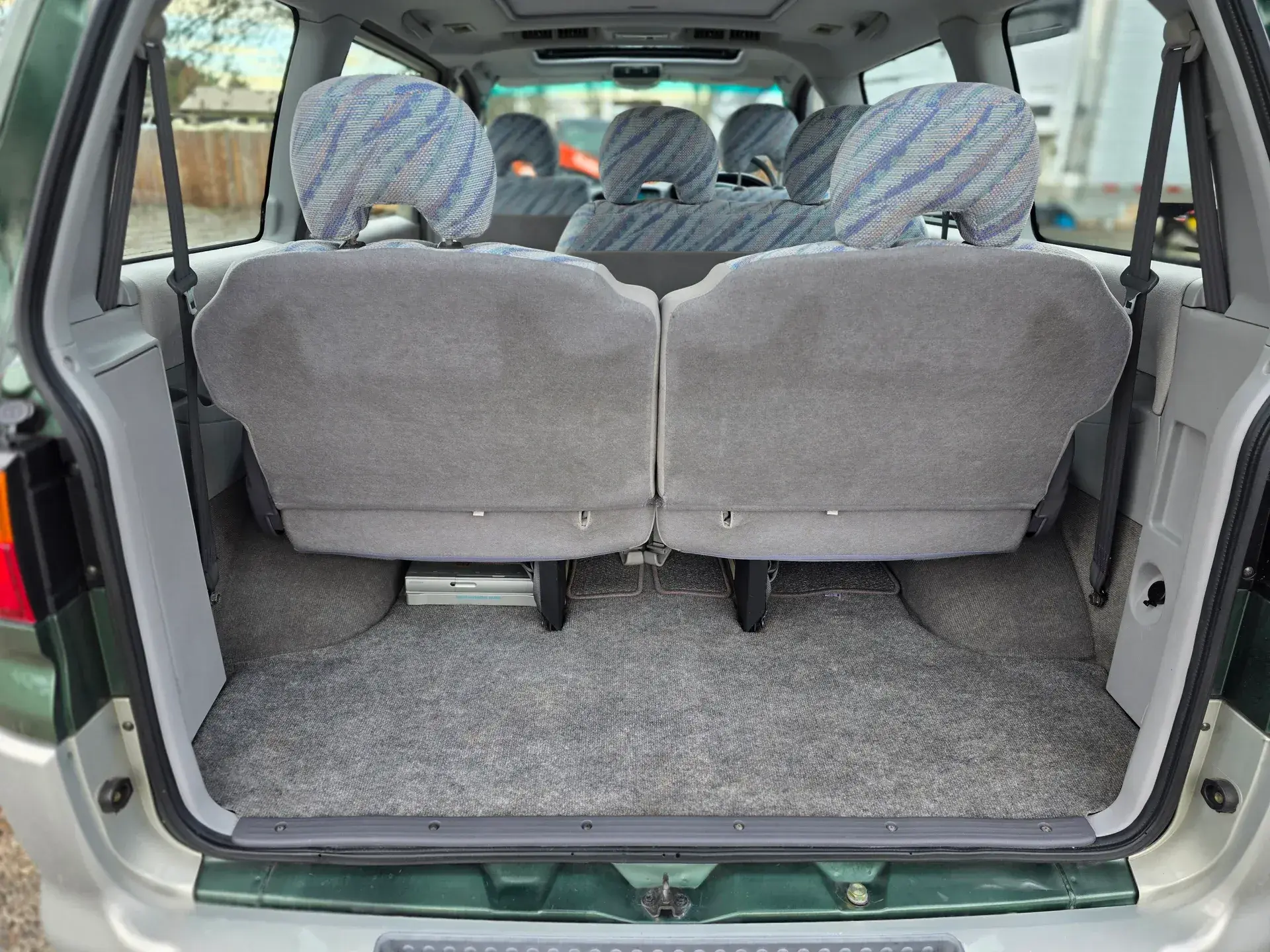 1997 Mitsubishi Delica Space Gear Exceed