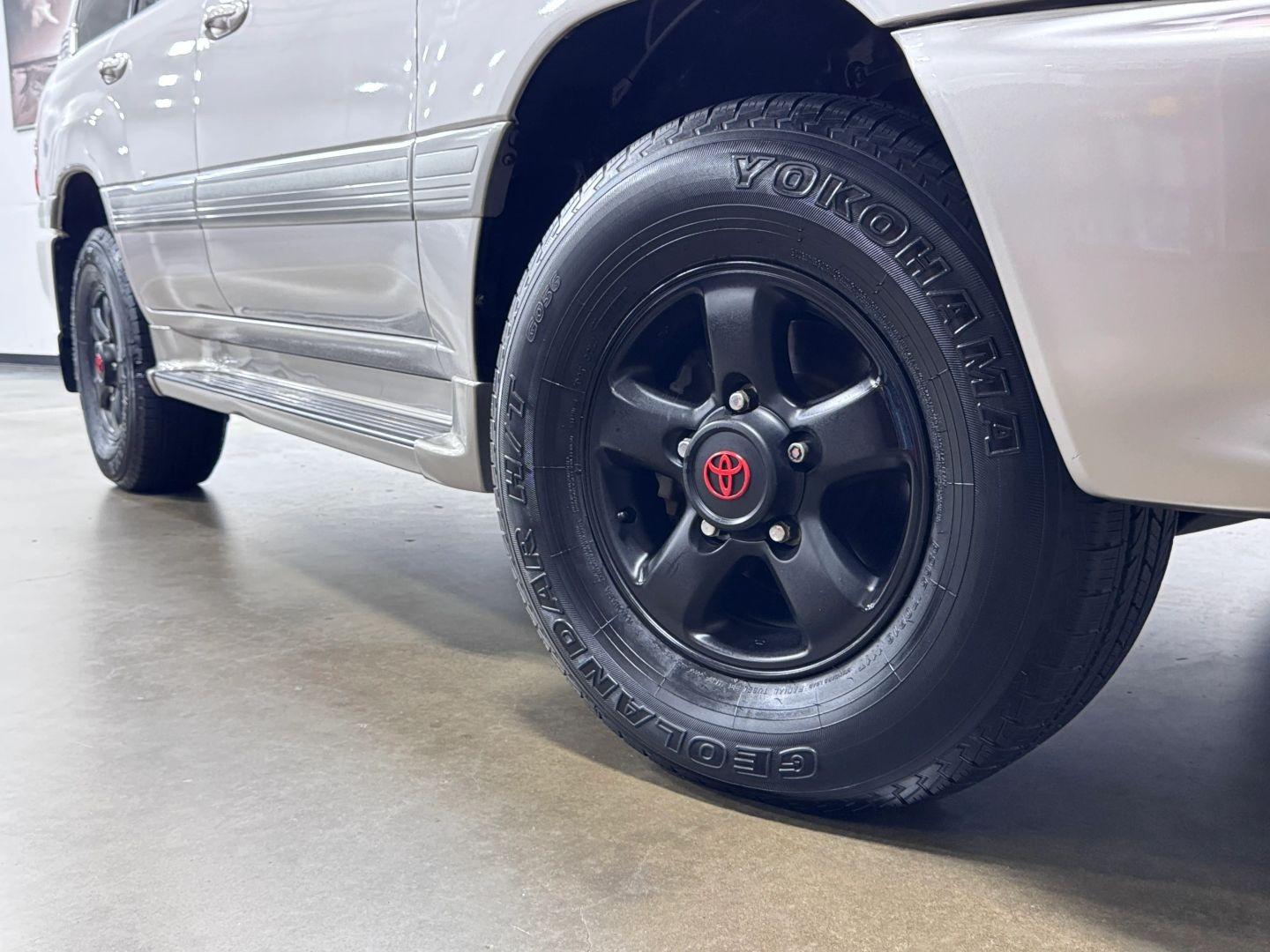 2002 Toyota Land Cruiser