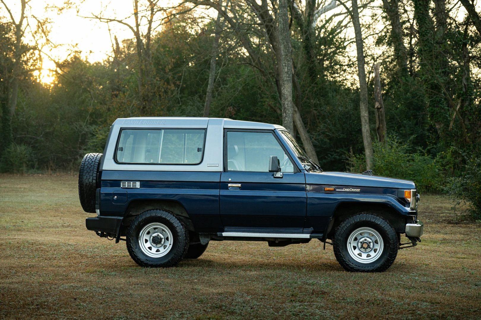1999 Toyota Land Cruiser HZJ73