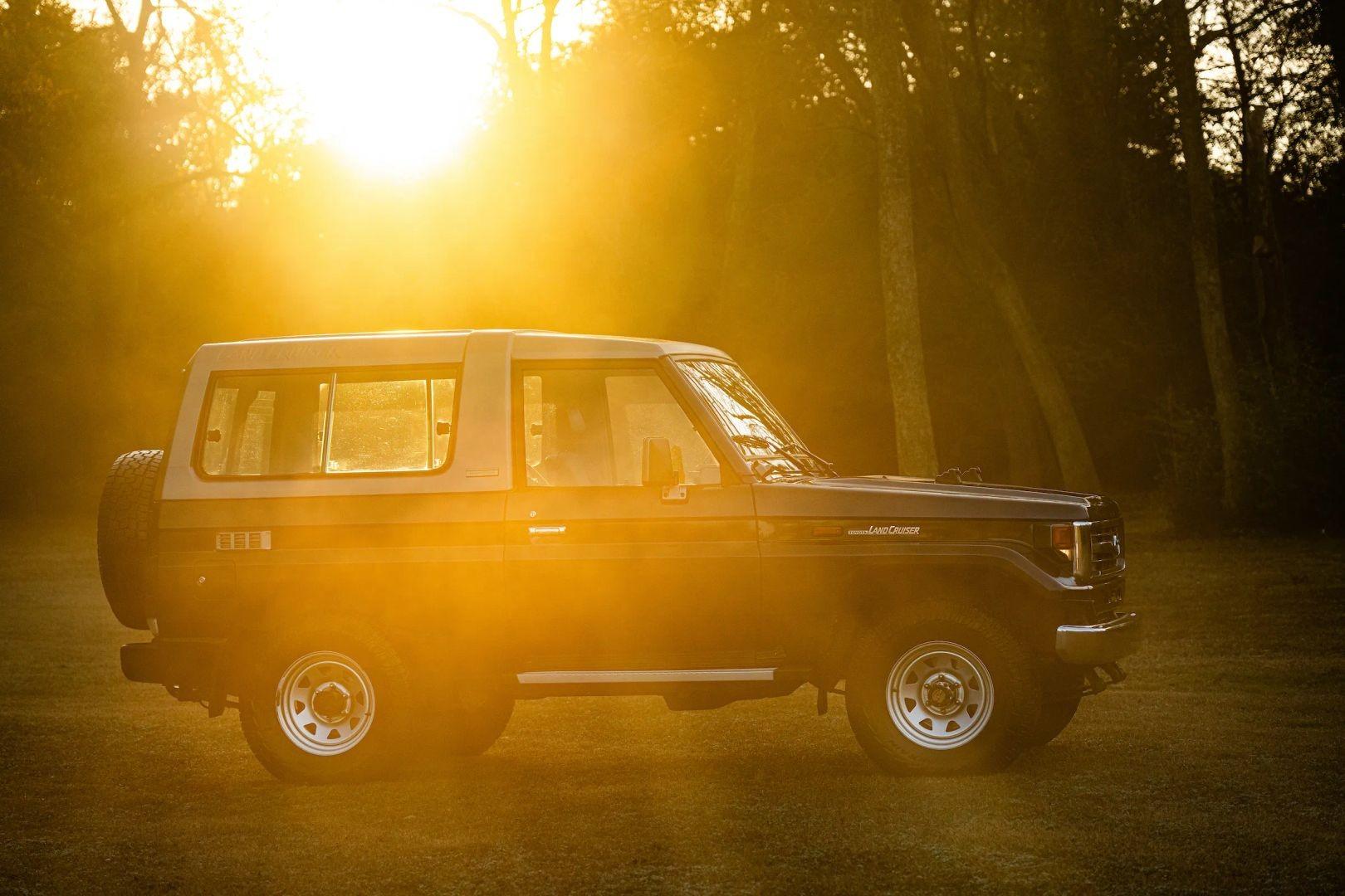 1999 Toyota Land Cruiser HZJ73