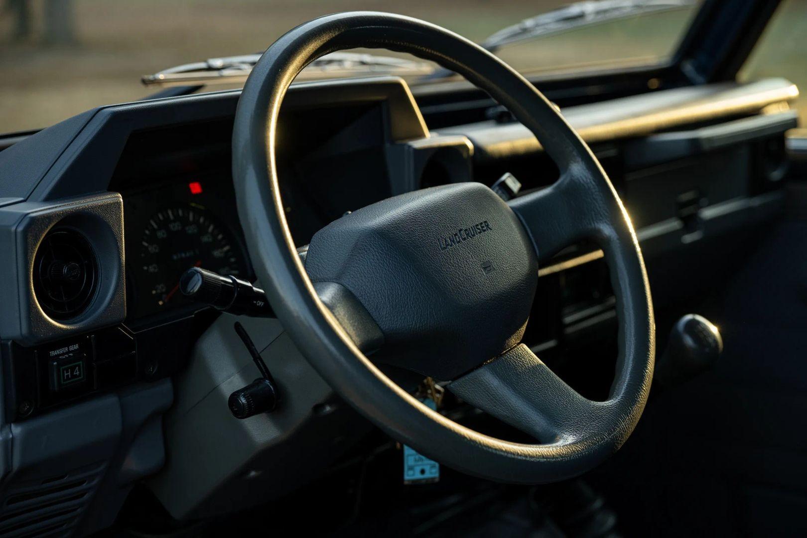 1999 Toyota Land Cruiser HZJ73