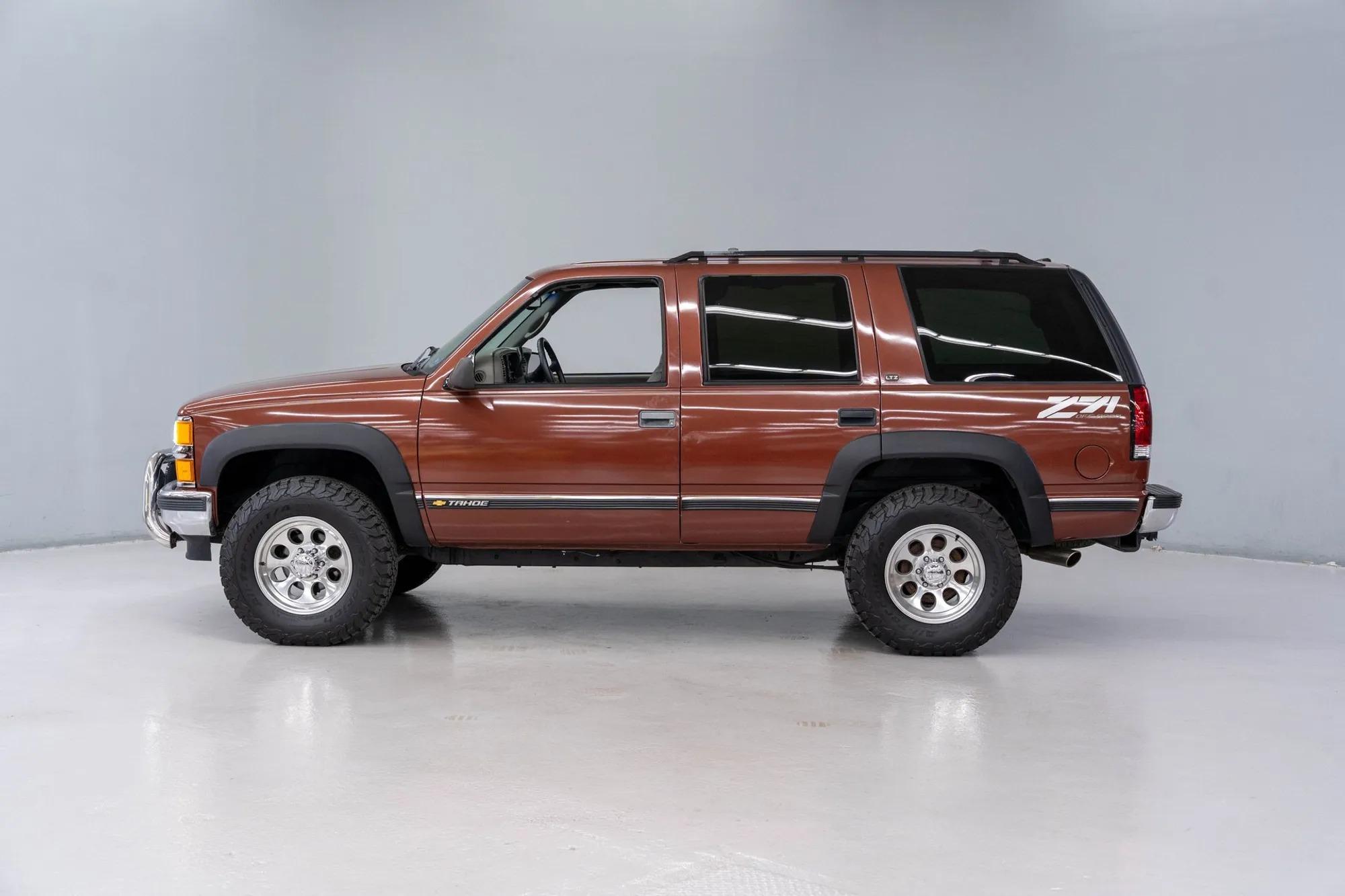 1998 Chevrolet Tahoe LTZ - 2