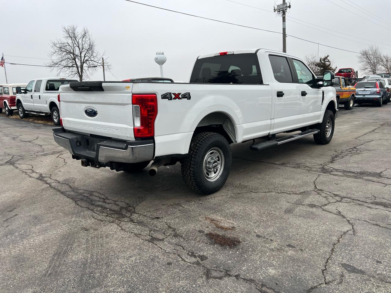 2018 Ford F-250 Super Duty XL - 3
