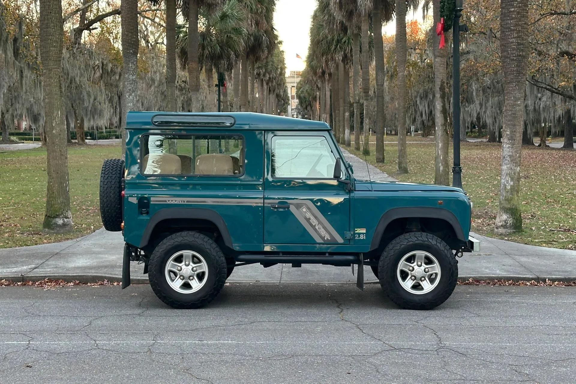 1997 Land Rover Defender 90 County - 3