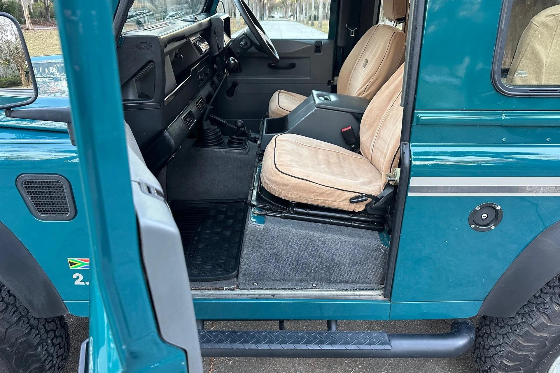 1997 Land Rover Defender 90 County