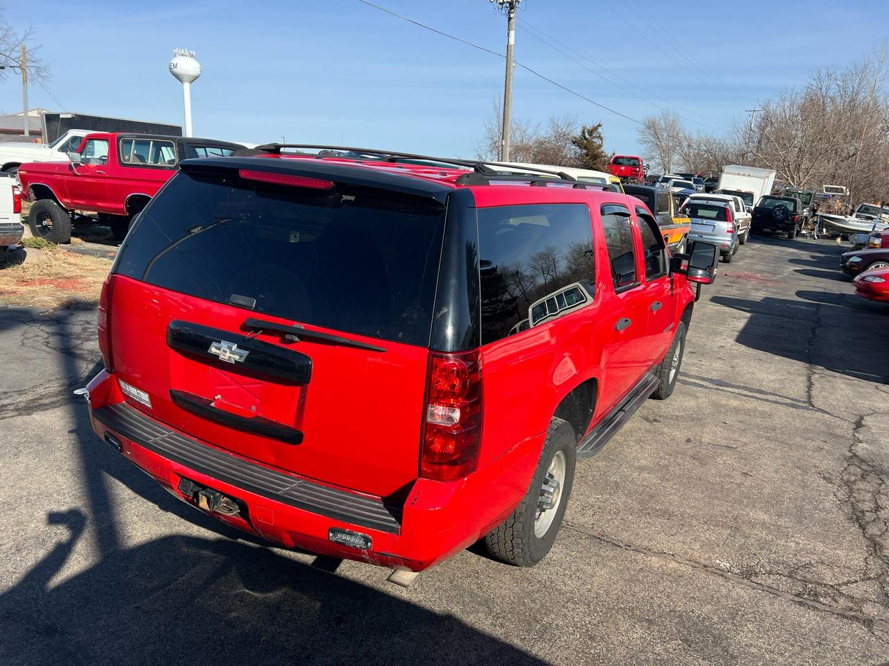 2009 Chevrolet Suburban - 4