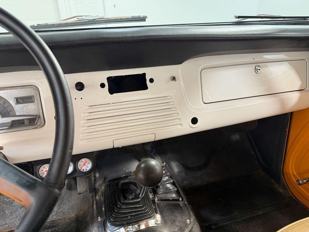 1967 Willys Jeepster Commando