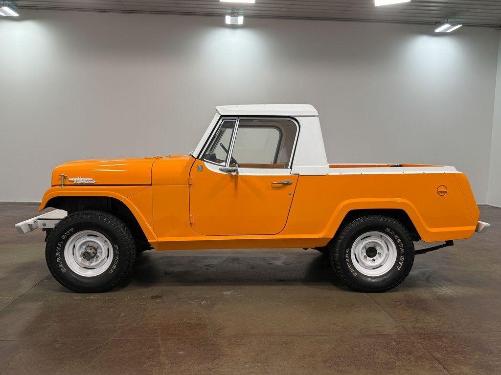 1967 Willys Jeepster Commando - 3
