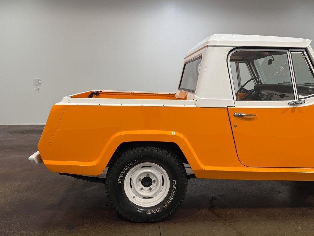 1967 Willys Jeepster Commando