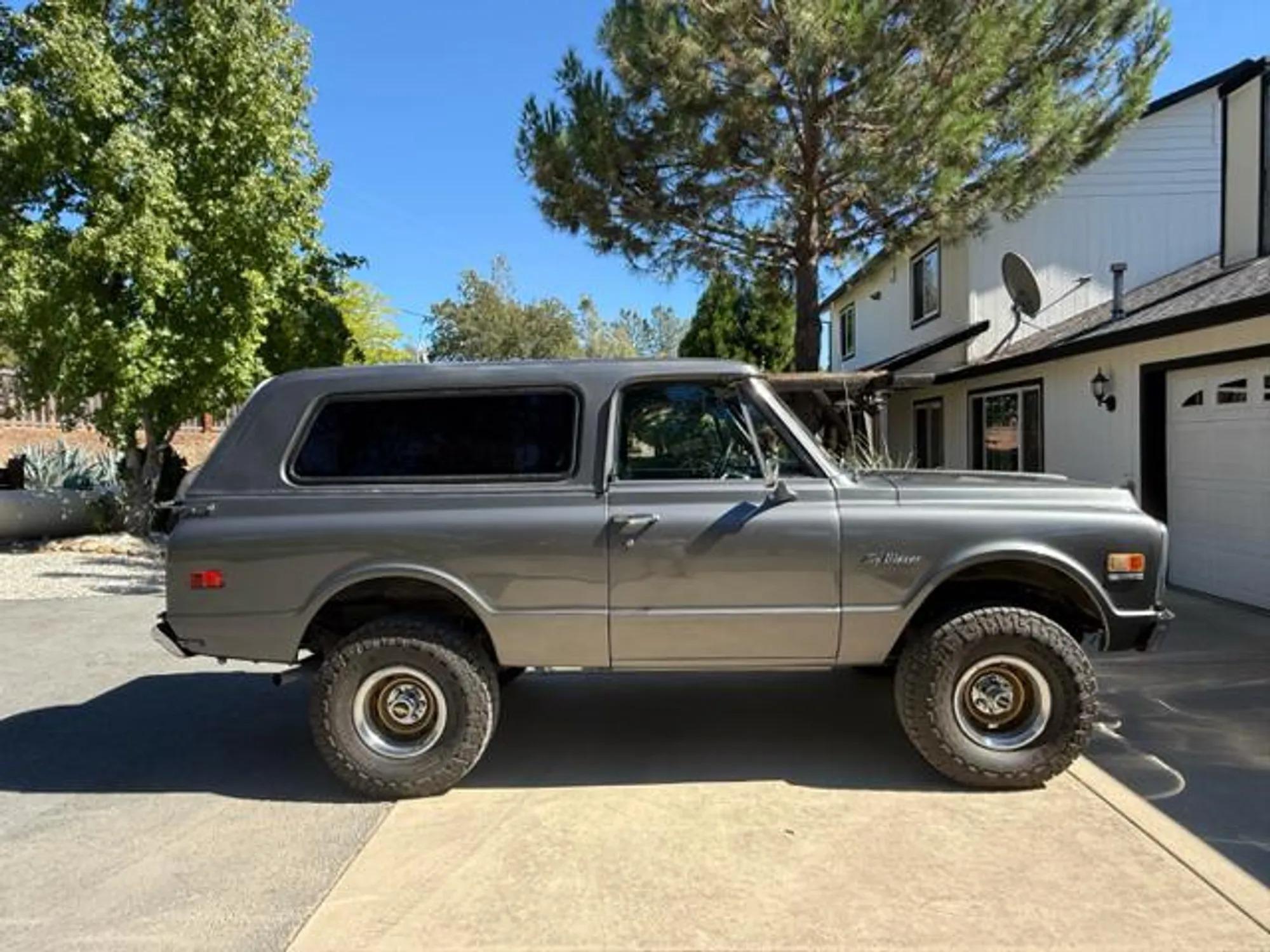 1972 Chevrolet K5 Blazer - 4