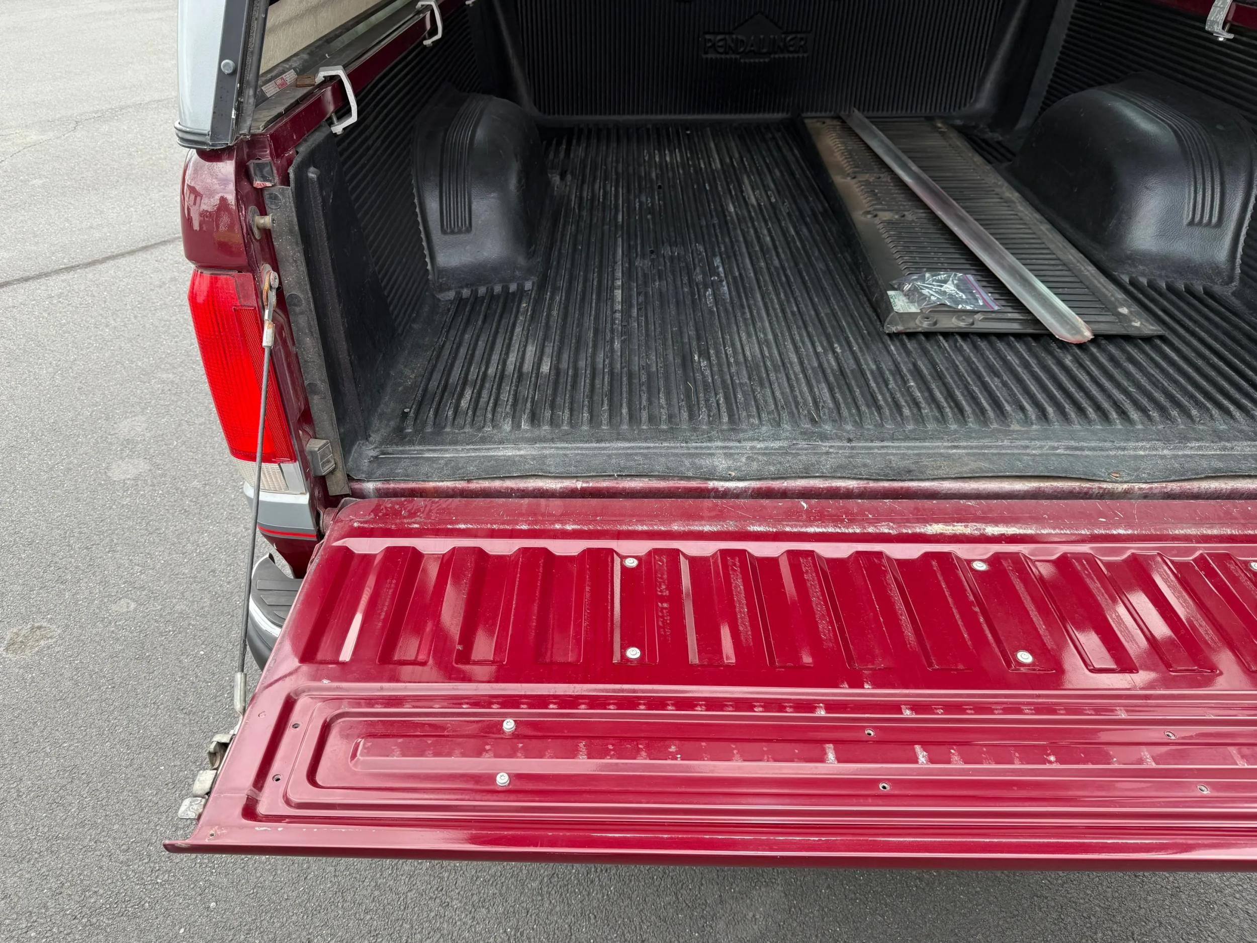 1990 Ford F-150 XLT Lariat 4×4