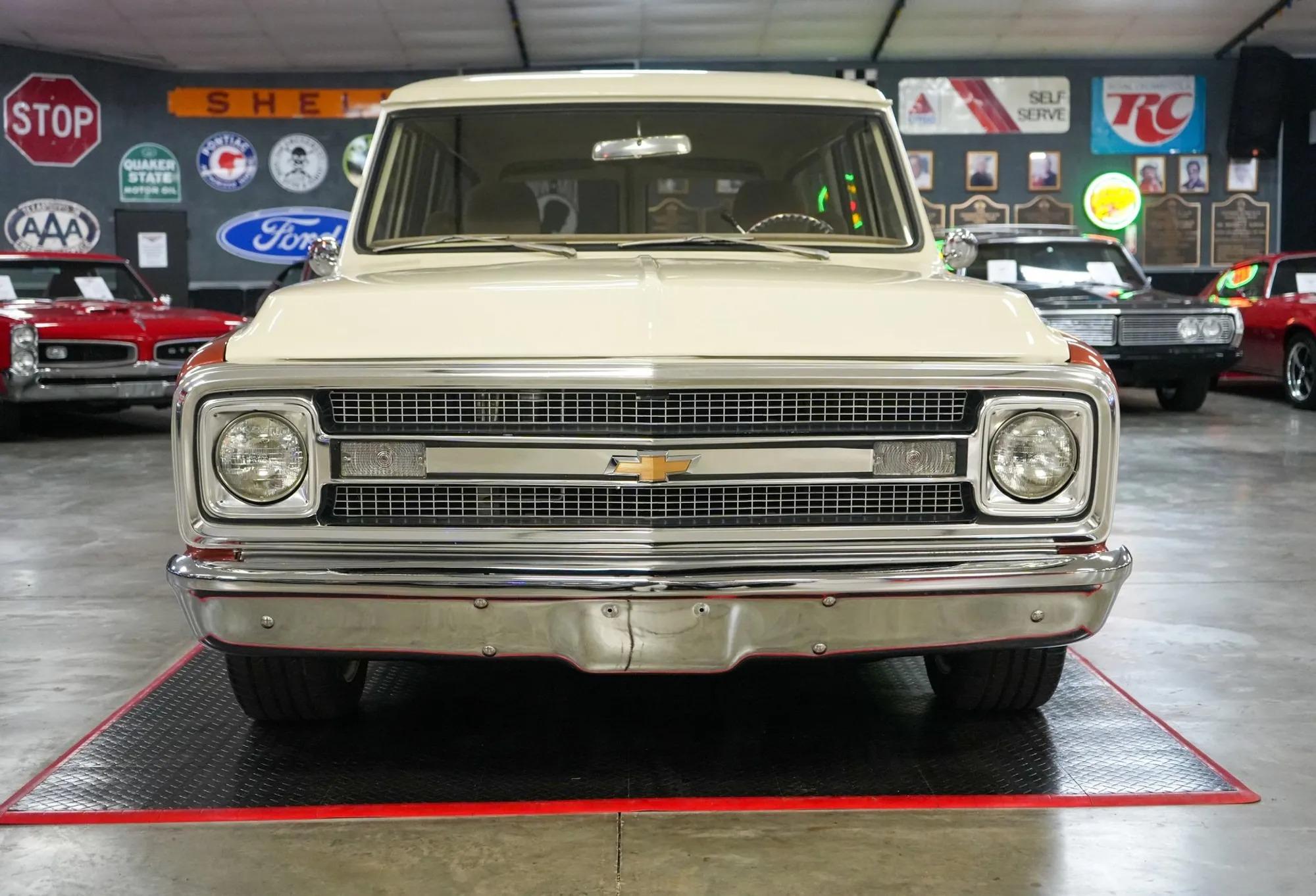 1969 Chevrolet Suburban