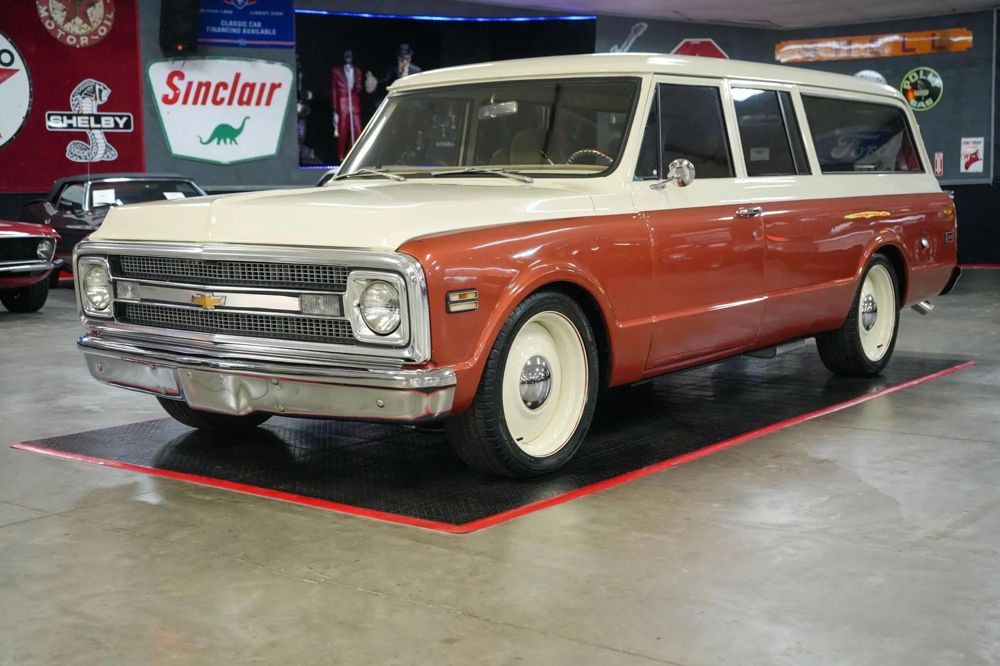 1969 Chevrolet Suburban