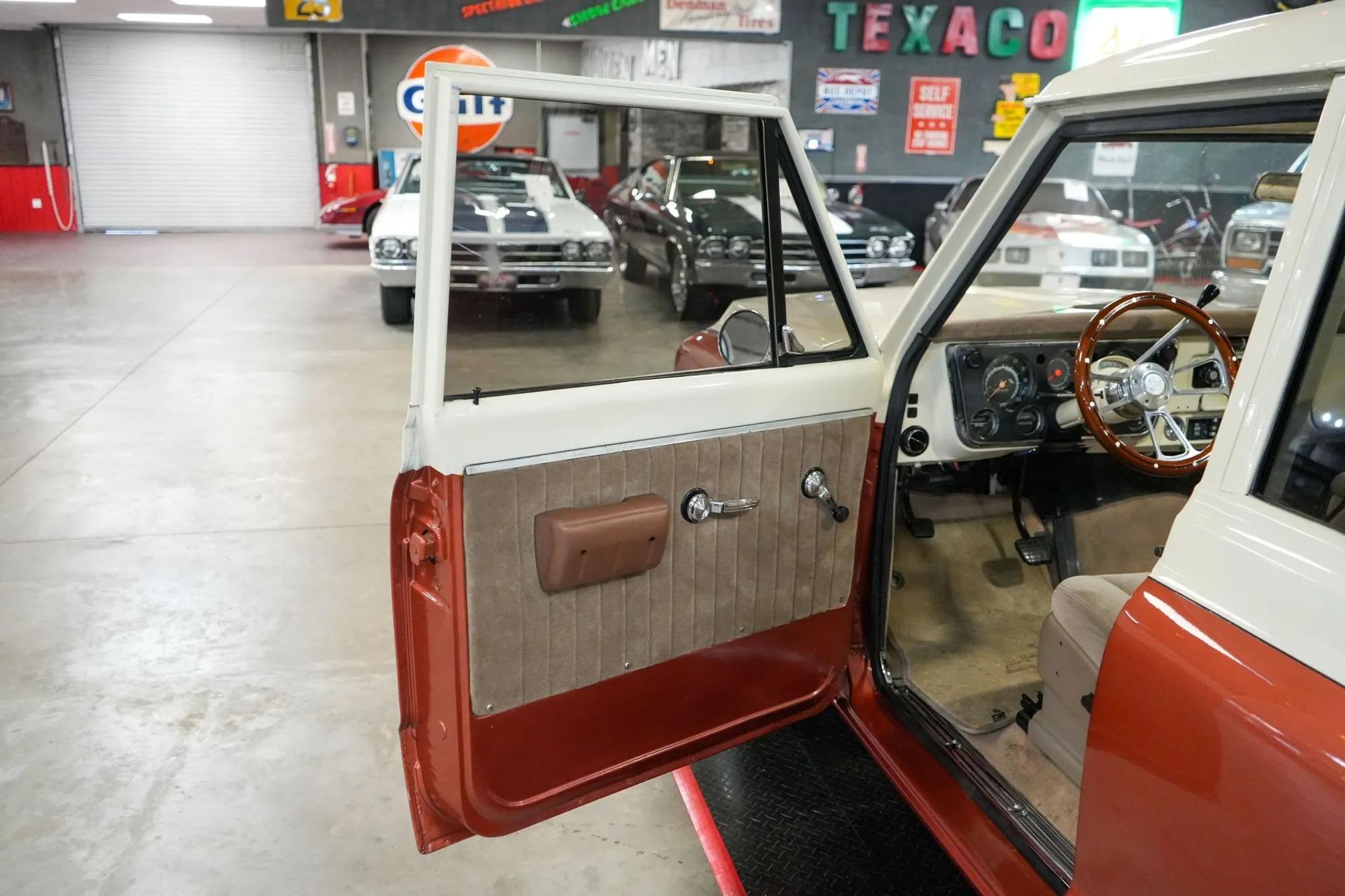 1969 Chevrolet Suburban