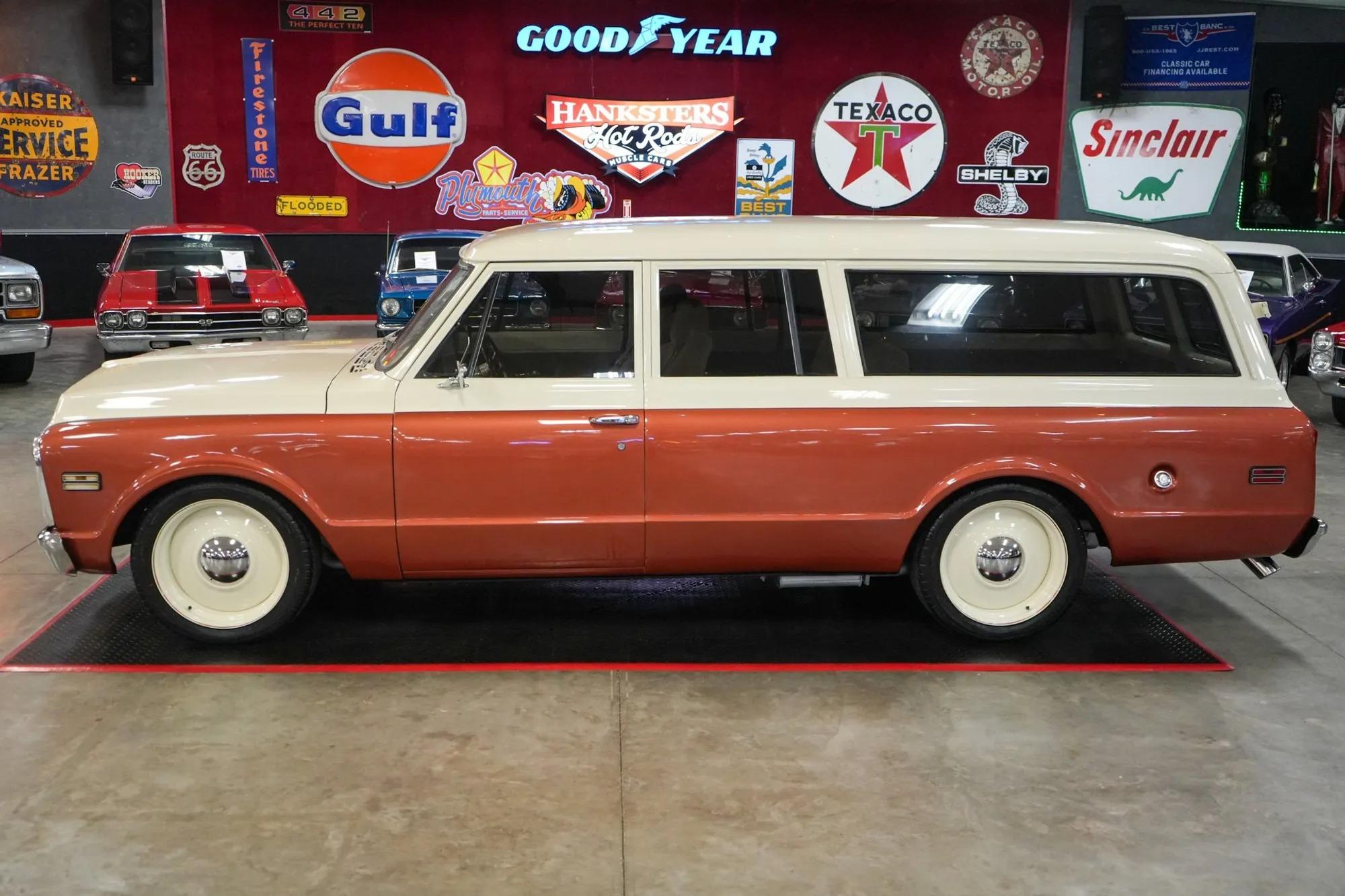 1969 Chevrolet Suburban