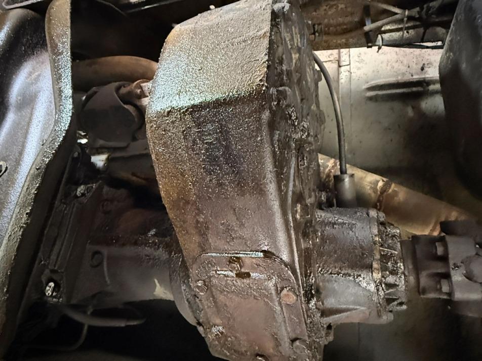 1963 Ford F-250 Camper