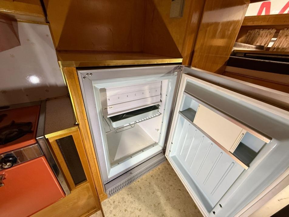 1963 Ford F-250 Camper