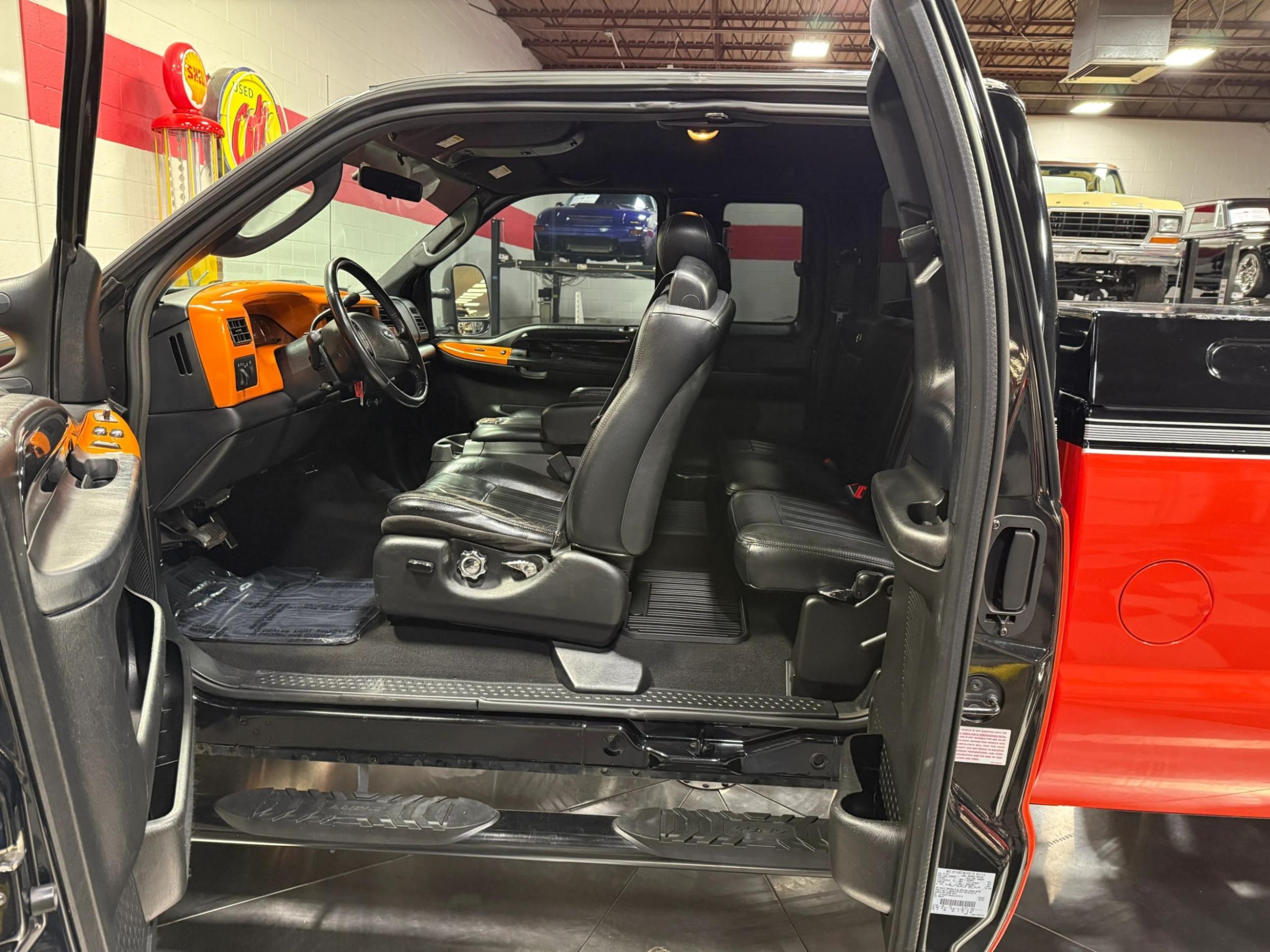 2004 Ford F-250 Harley Davidson Edition