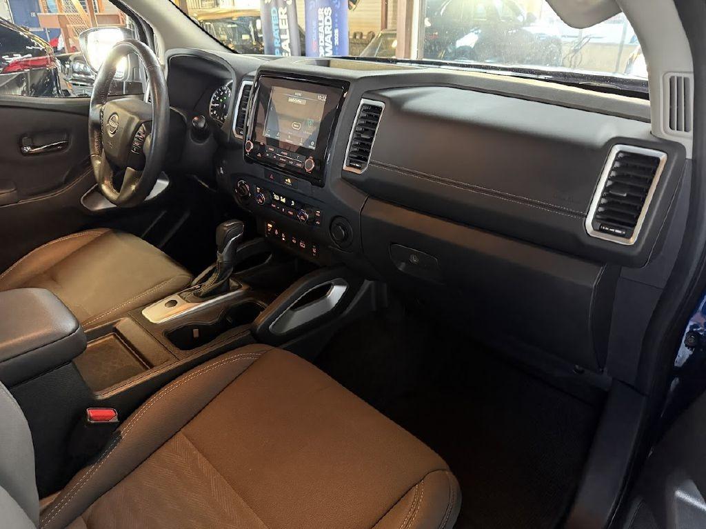 2022 Nissan Frontier SV 4x4