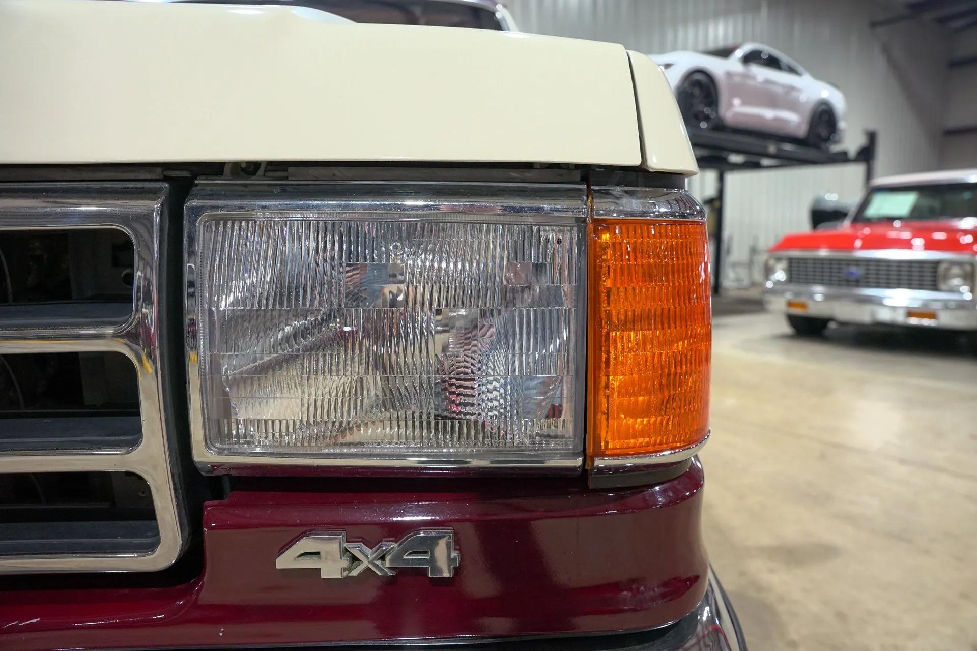 1990 Ford Bronco XLT