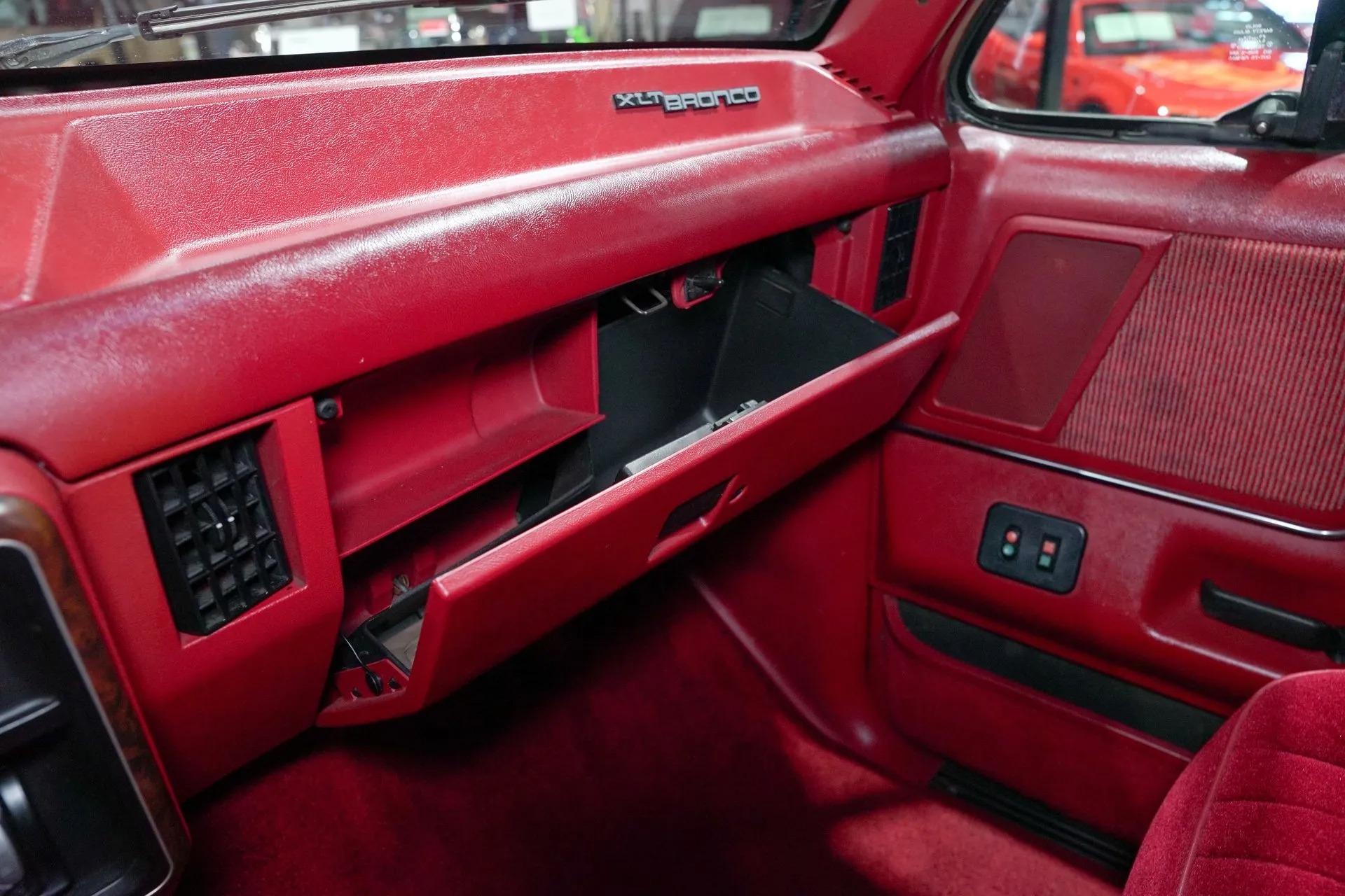 1990 Ford Bronco XLT