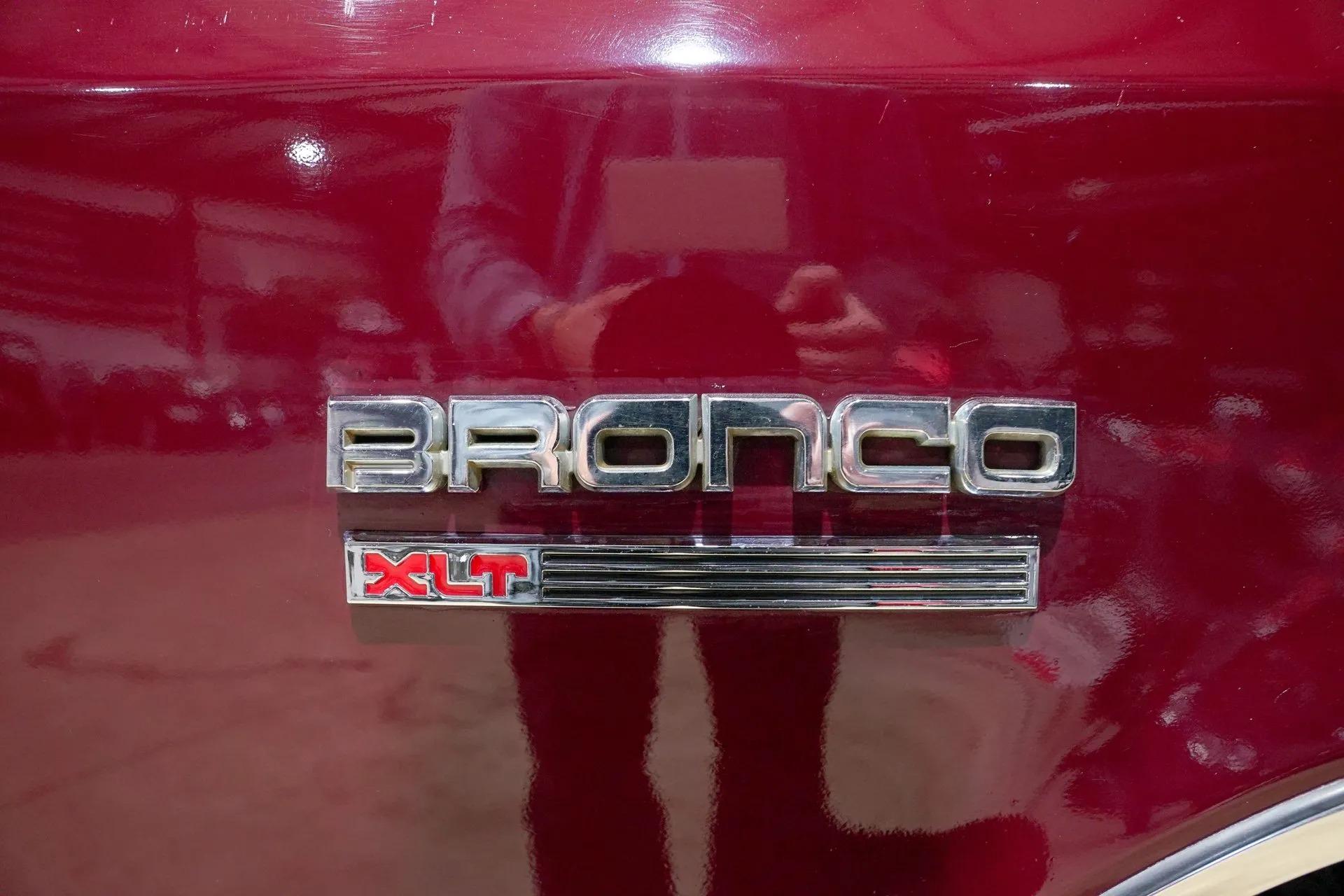 1990 Ford Bronco XLT