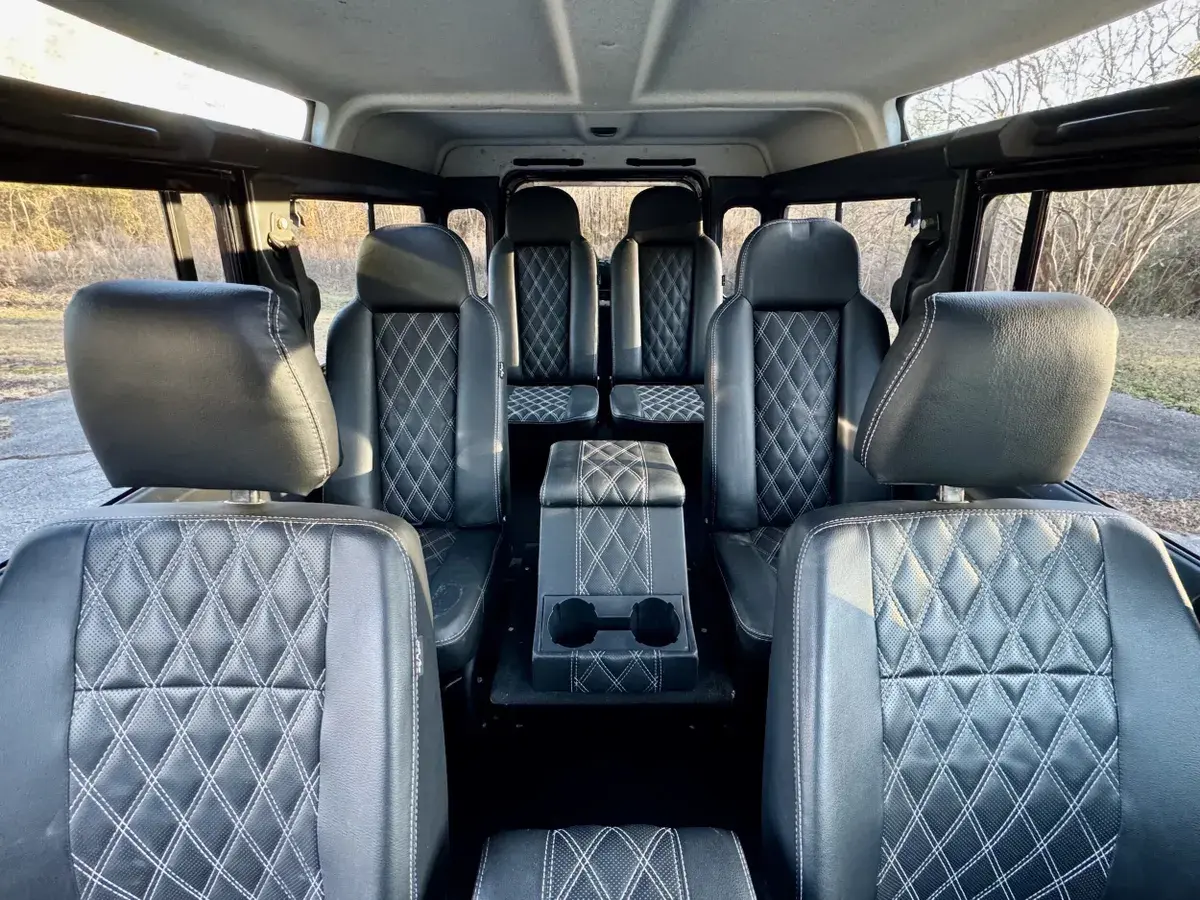 1992 Land Rover Defender Station Wagon - 5