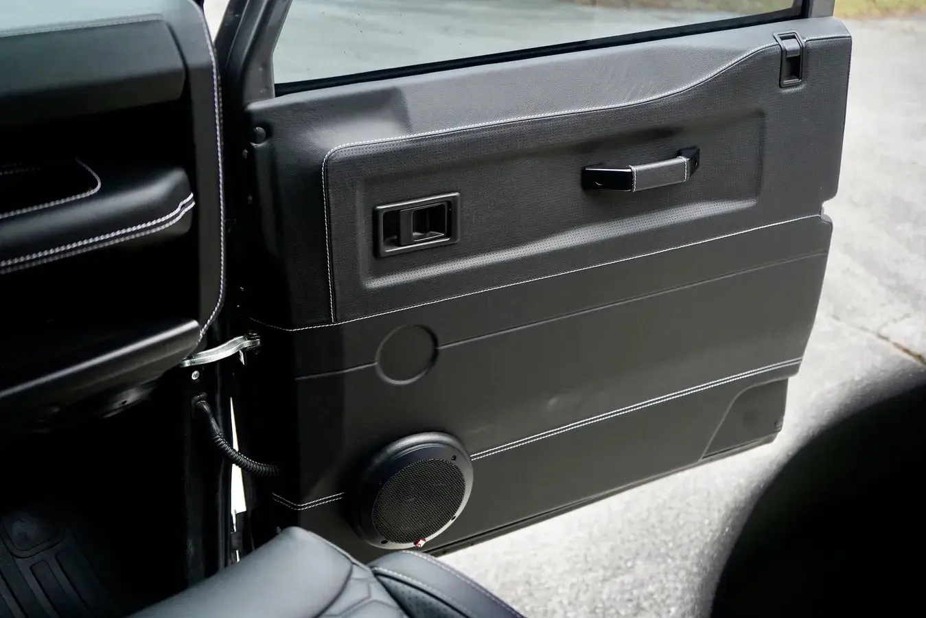 2022 Land Rover Defender Double Cab Pickup