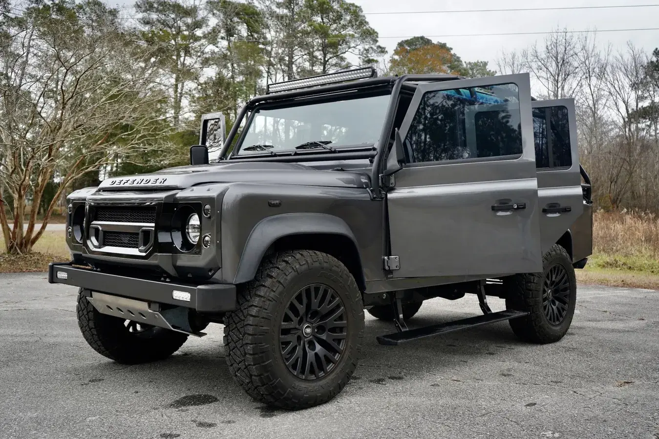2022 Land Rover Defender Double Cab Pickup