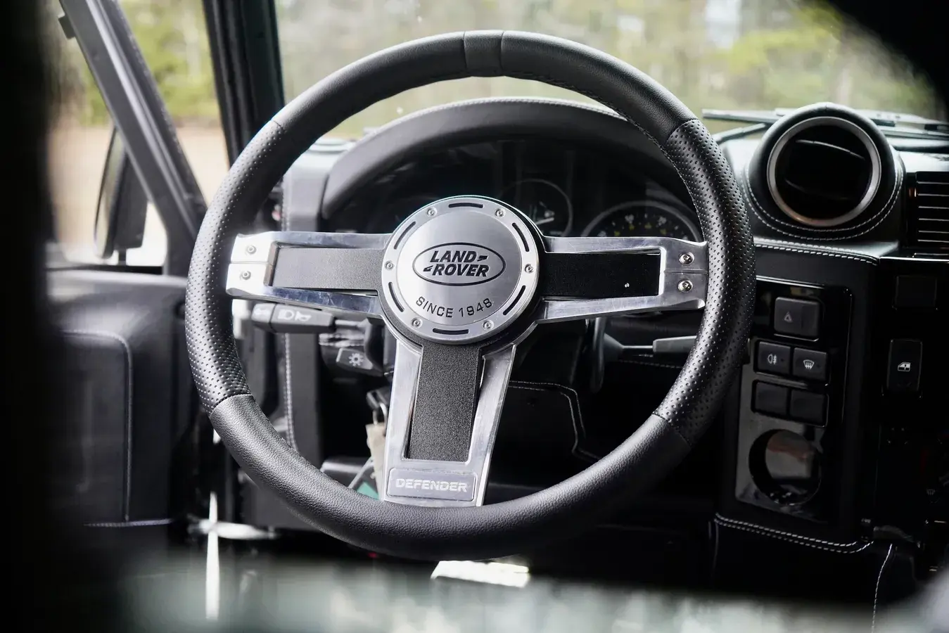 2022 Land Rover Defender Double Cab Pickup