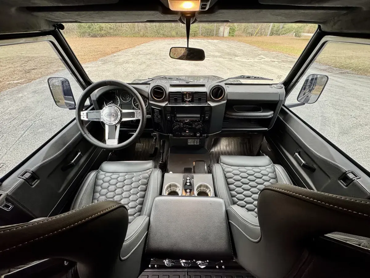 2022 Land Rover Defender Double Cab Pickup - 2