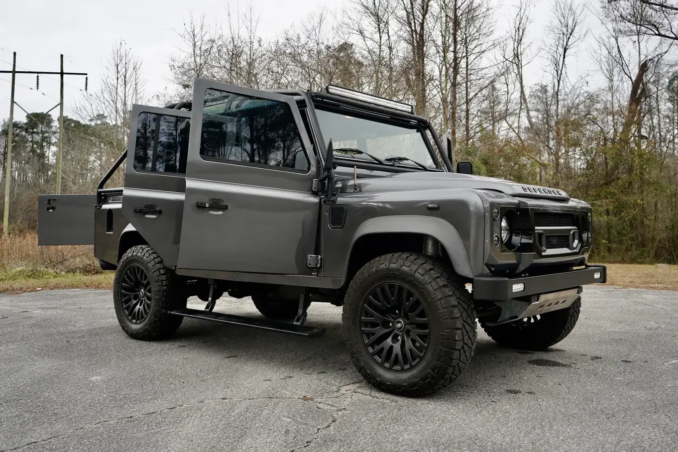 2022 Land Rover Defender Double Cab Pickup