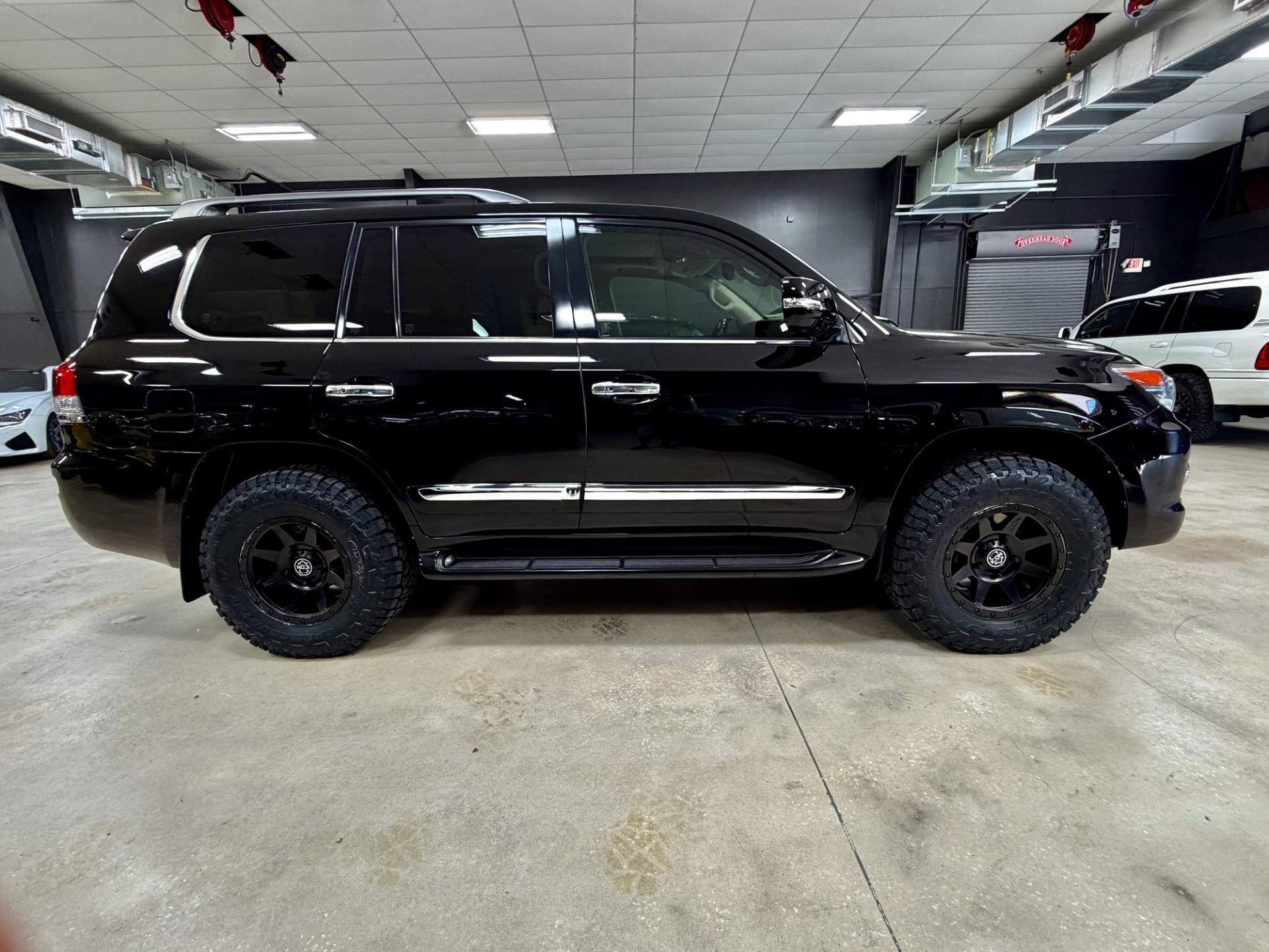 2014 Lexus LX 570 - 2