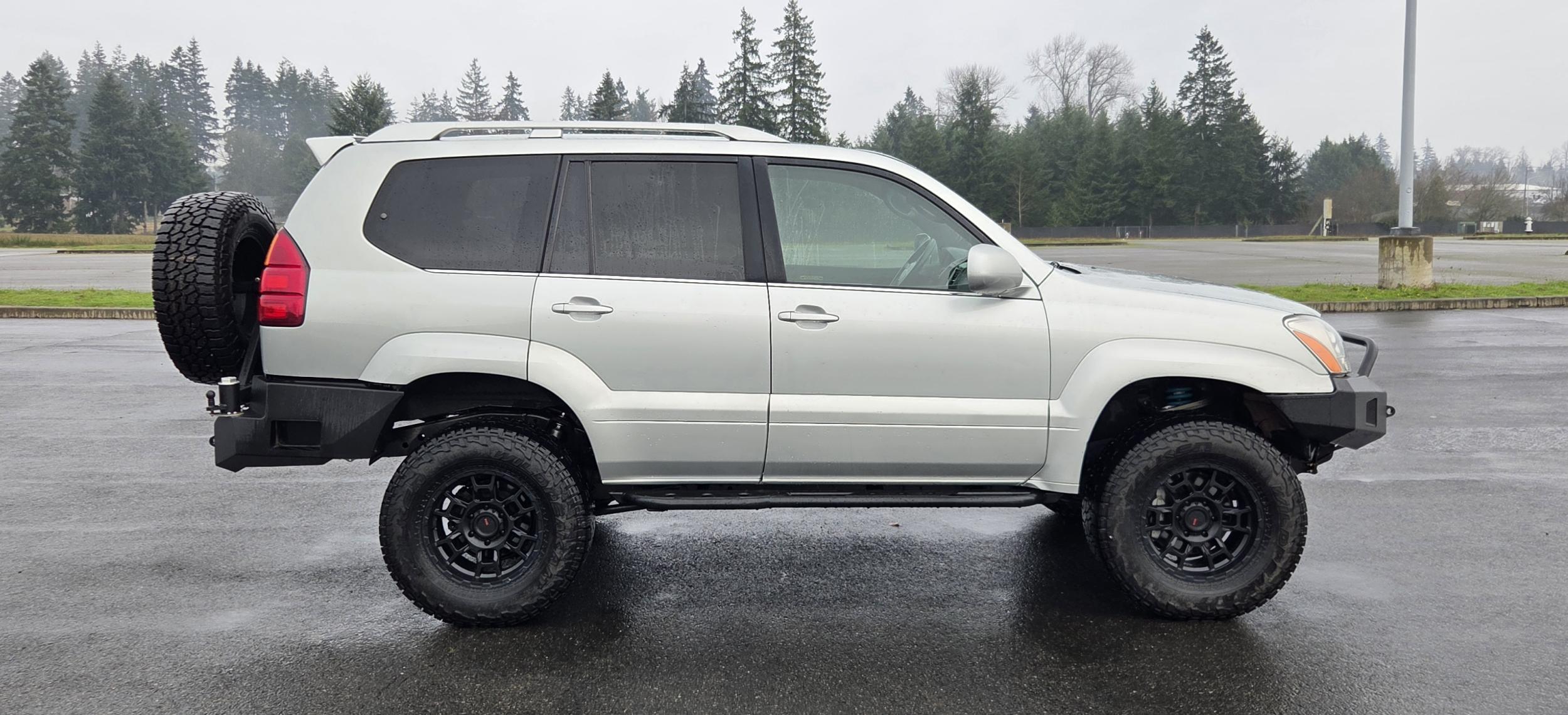 Modified 2004 Lexus GX 470 - 4